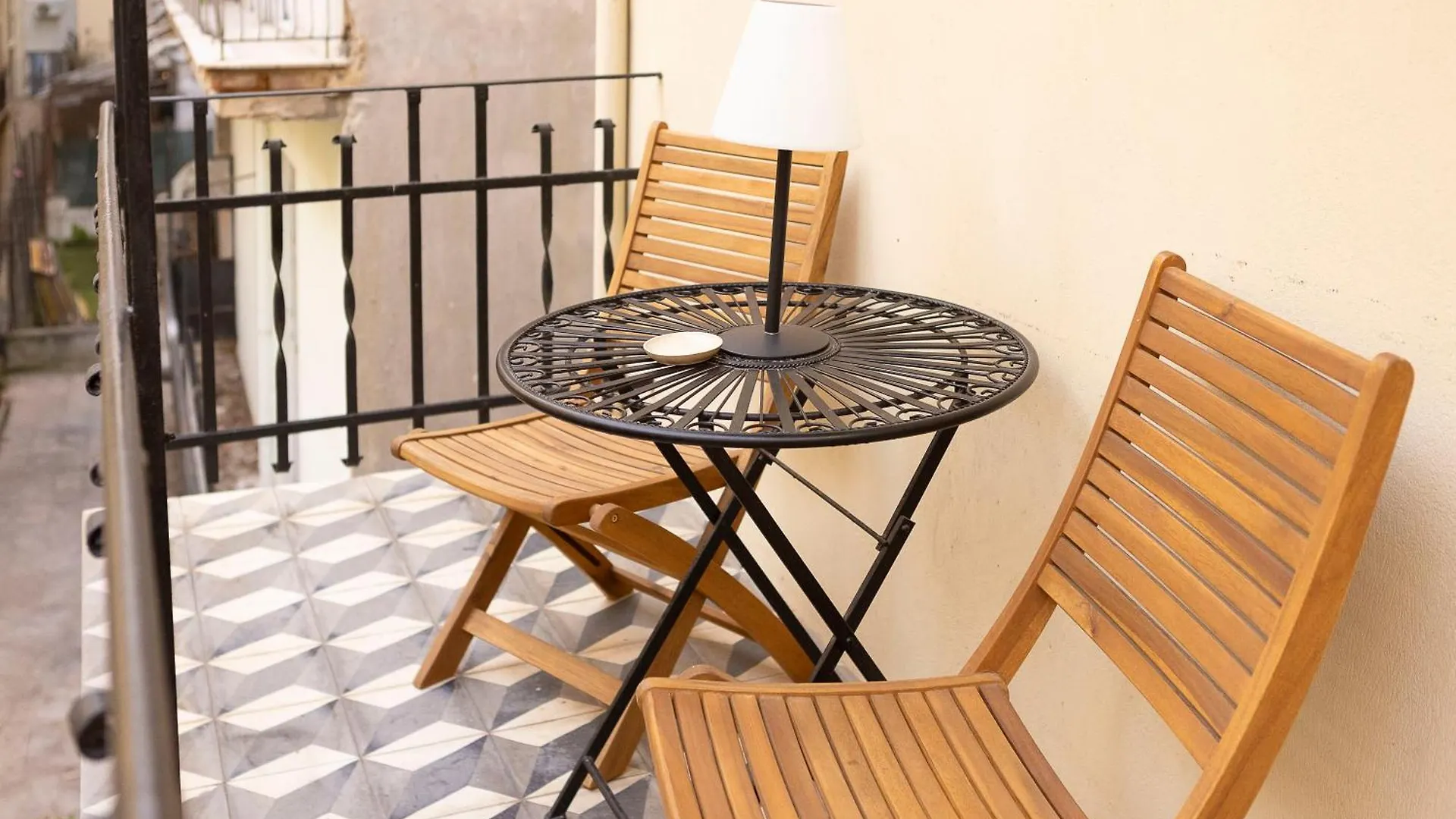 סלוניקי Gatto Perso Luxury Studio Apartments יוון
