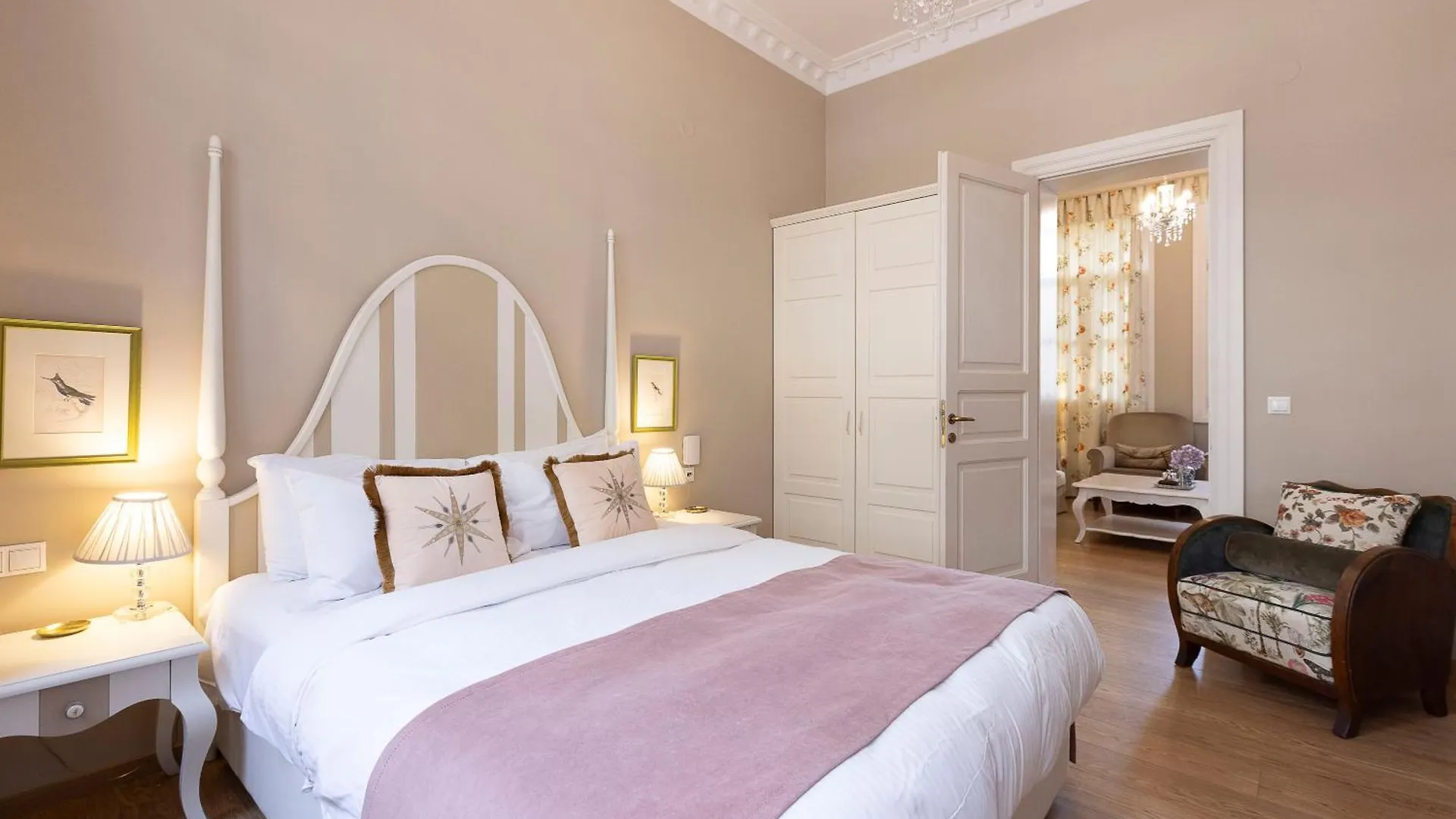 סלוניקי Gatto Perso Luxury Studio Apartments