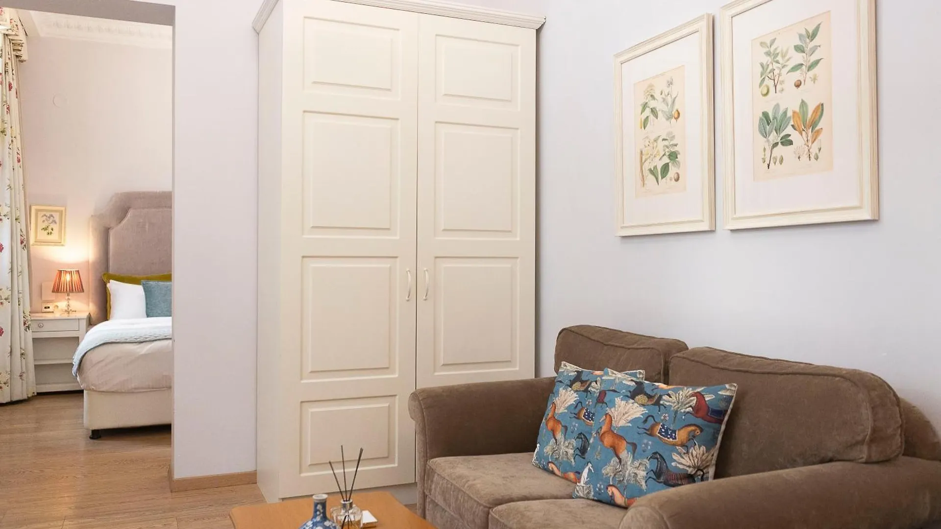 סלוניקי Gatto Perso Luxury Studio Apartments