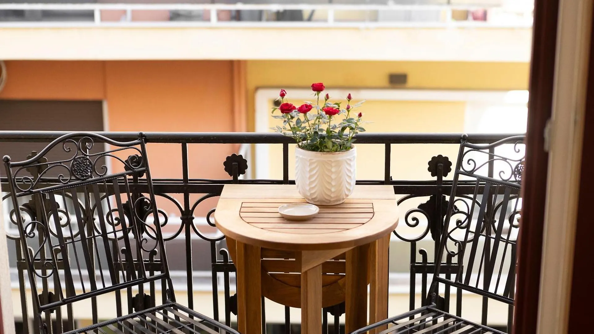 סלוניקי Gatto Perso Luxury Studio Apartments יוון
