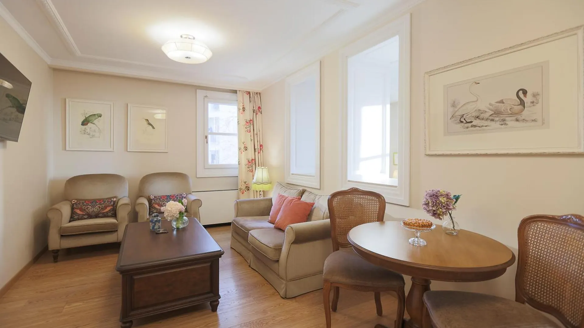 סלוניקי Gatto Perso Luxury Studio Apartments יוון
