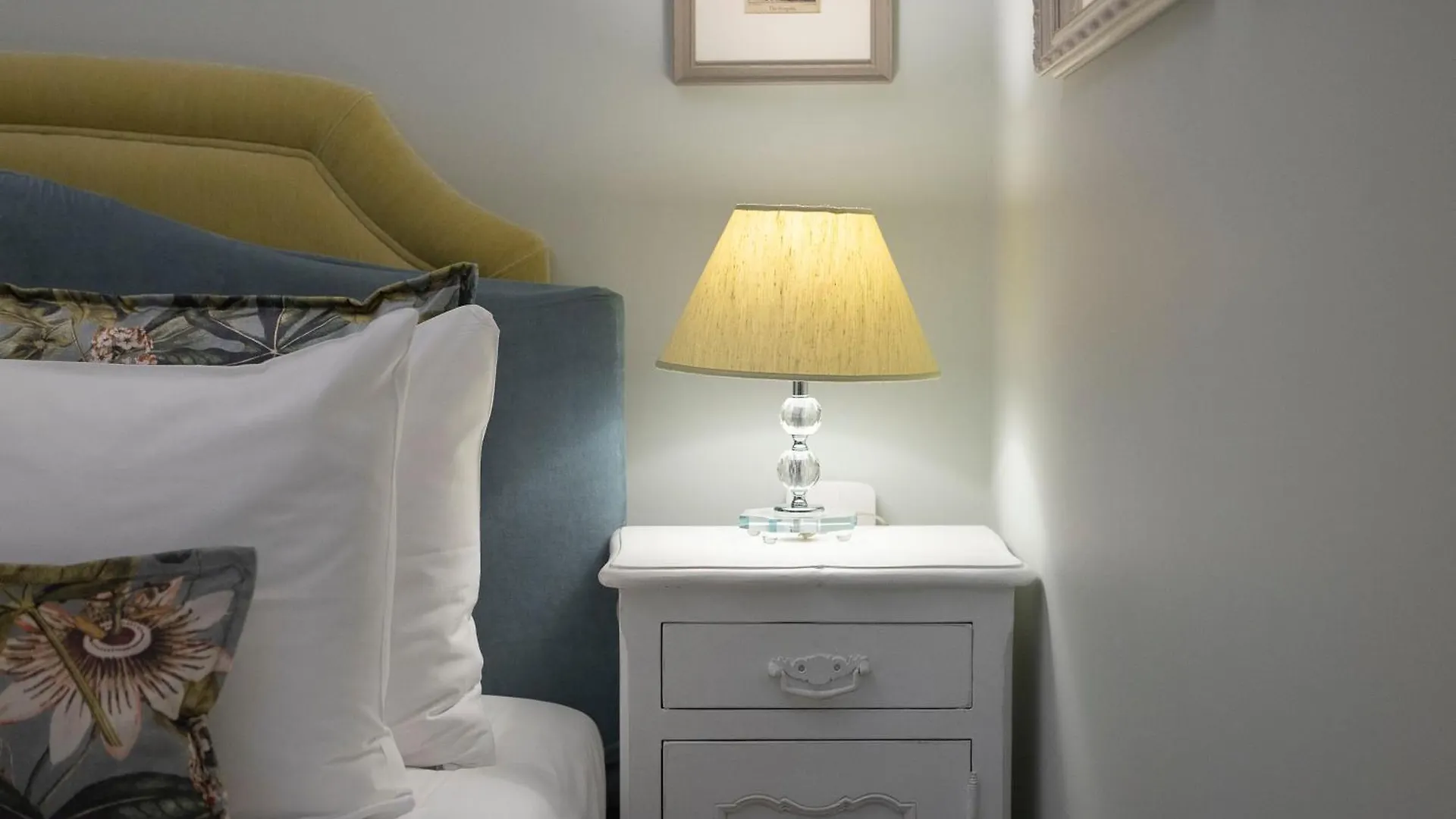 סלוניקי Gatto Perso Luxury Studio Apartments