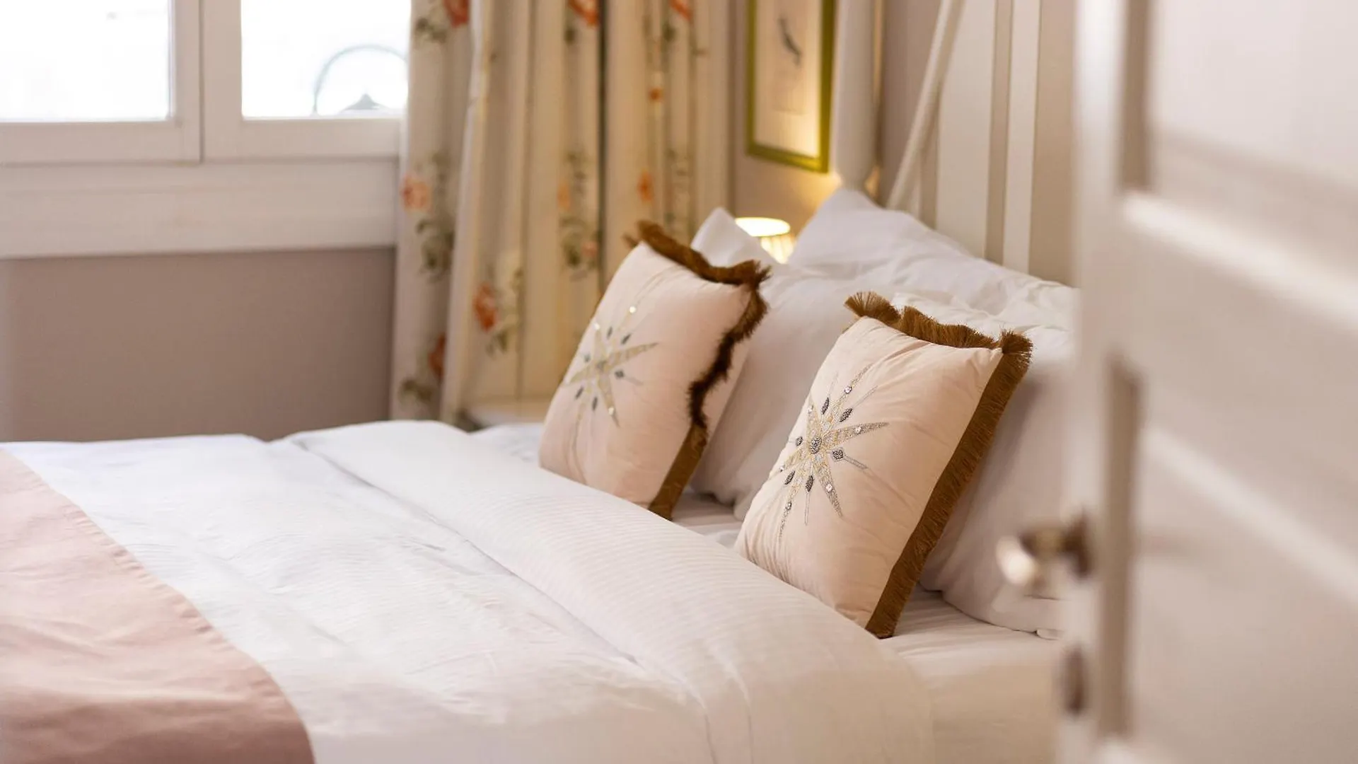 Gatto Perso Luxury Studio Apartments