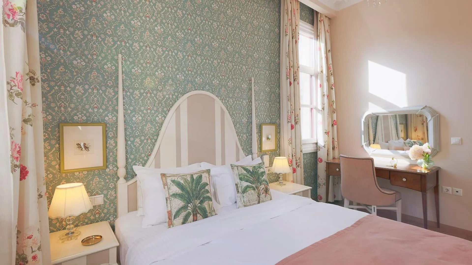 Gatto Perso Luxury Studio Apartments
